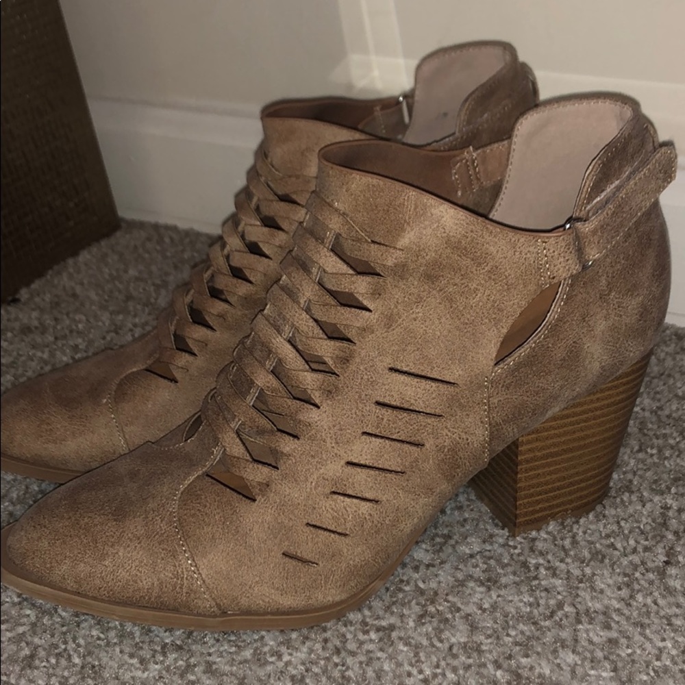 tan booties